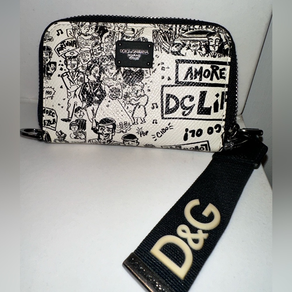Dolce & Gabbana  Excellent Condition Printed Leather Wallet